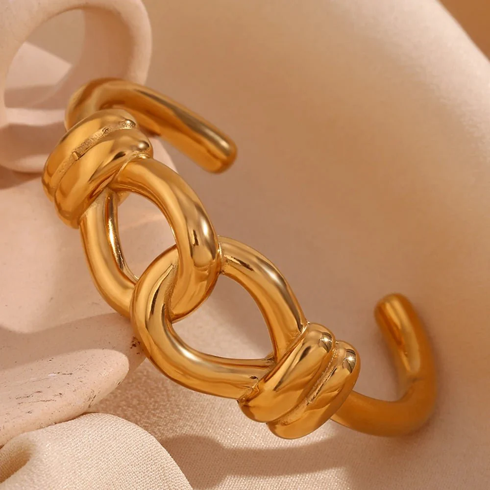 18k Chunky Buckle Open Bangle Bracelet - Image 8