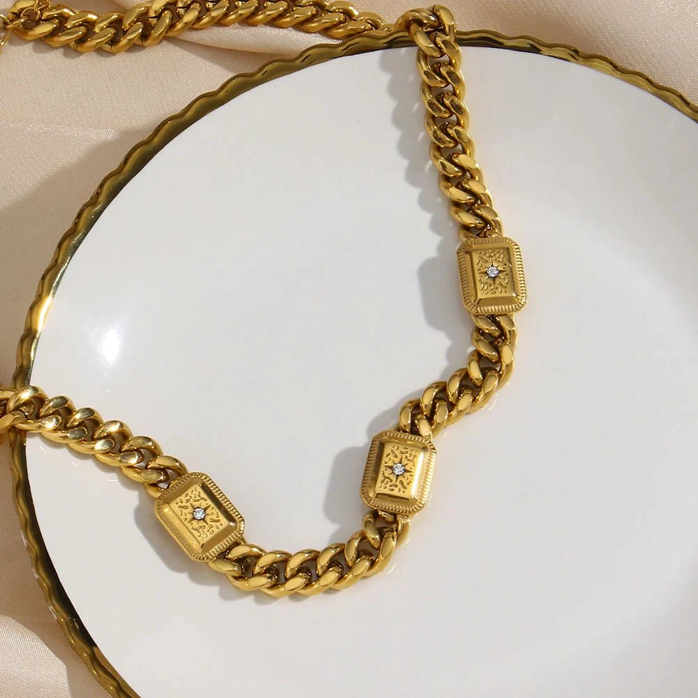 18k Cuban North Star Tarot Necklace and Earring - Image 10