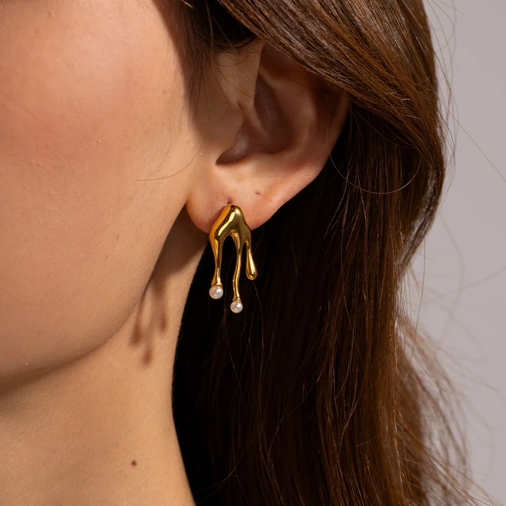 18k Dainty Asymmetrical Melted Gold Pearl Earrings - Image 3