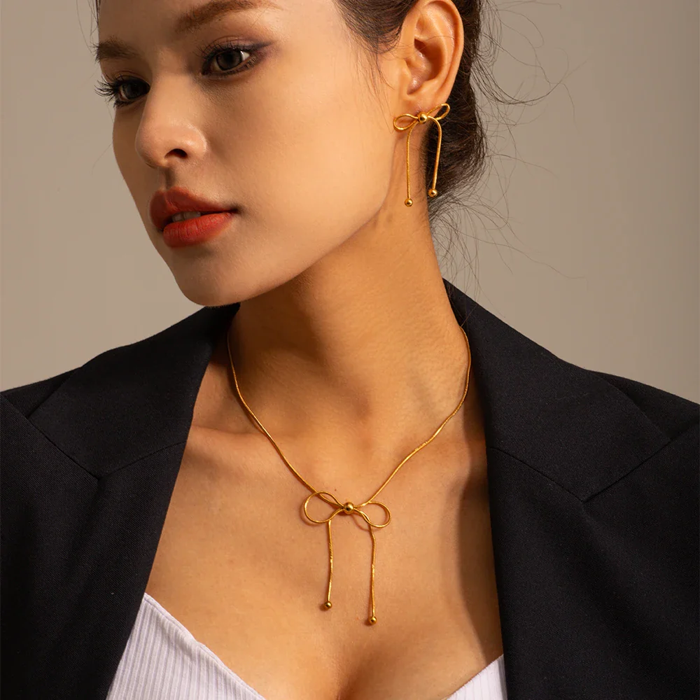 18k Dainty Feminine Chain Bow Earrings - Image 3
