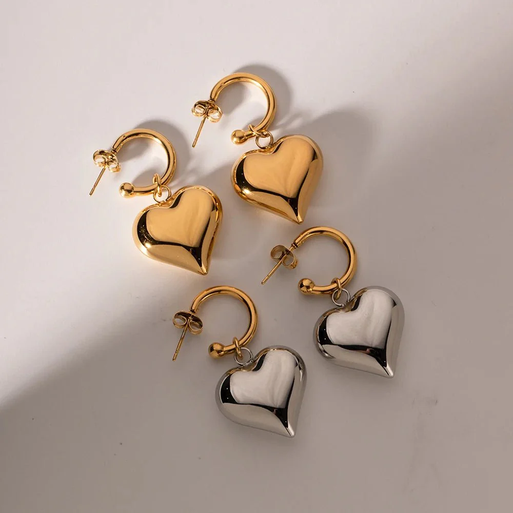 18k Dainty Heart Hoops Earrings - Image 5