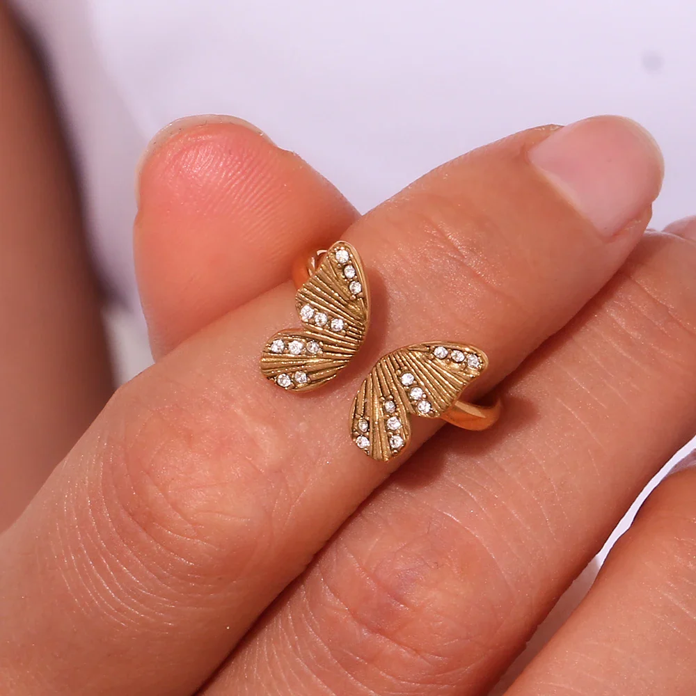 18k Diamond Accented Textured Open Butterfly Ring - Image 3