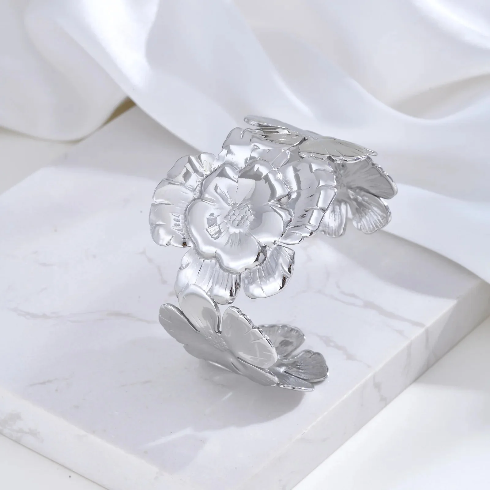 18k Floral Cuff Bangle Bracelets - Image 8
