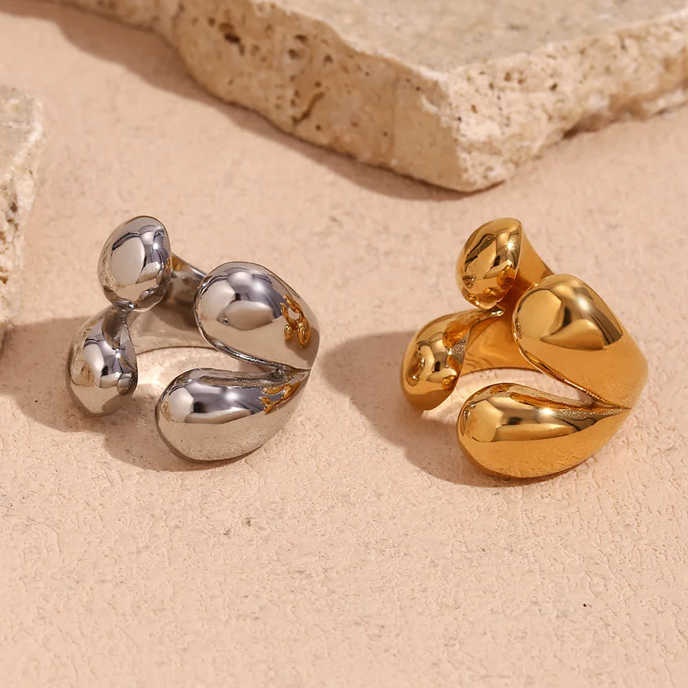 18k Four Droplet Bold Ring - Image 4