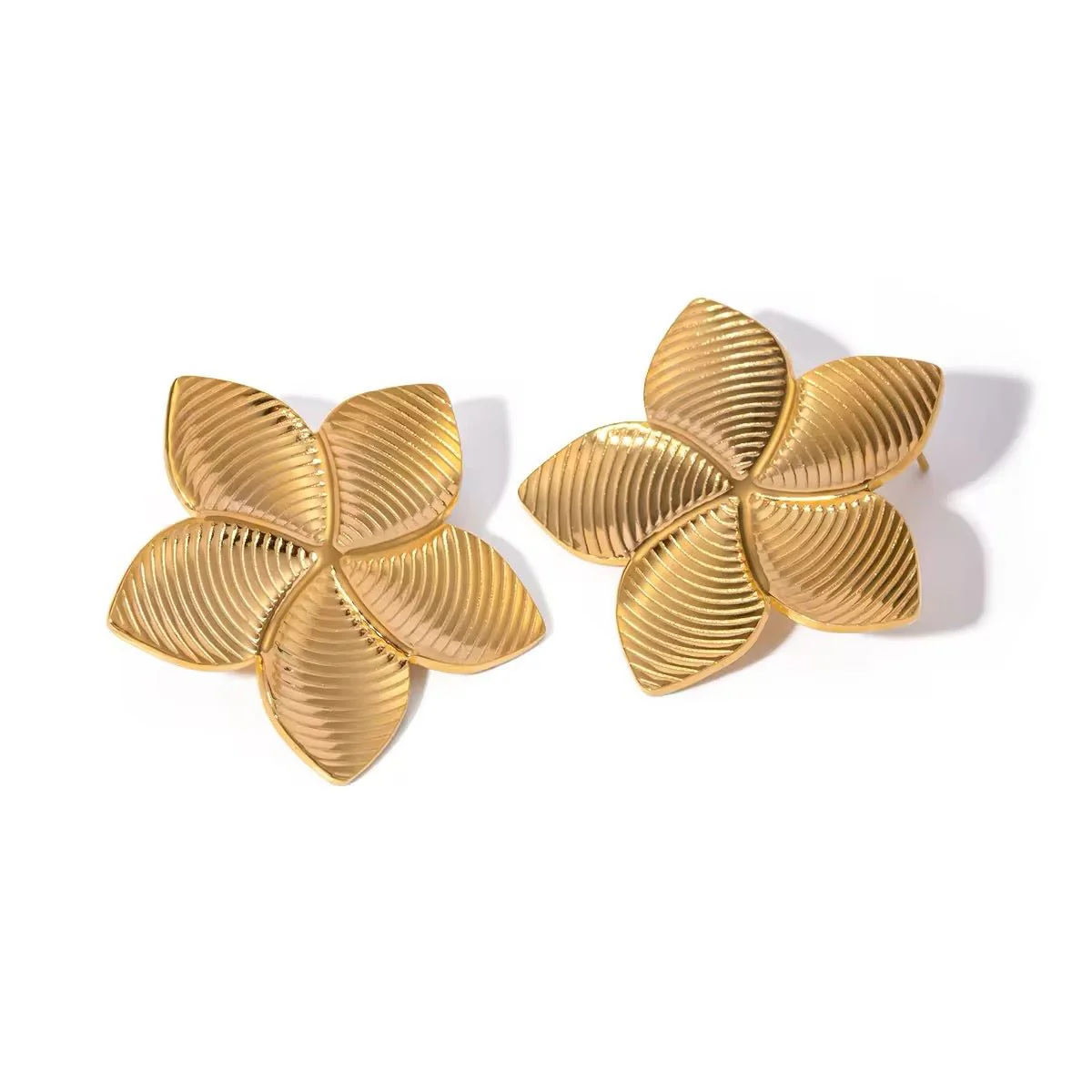 18k Glamorous Gold Floral Stud Earrings & Ring - Image 16
