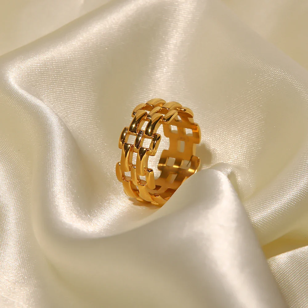 18k Rice Bead Ring - Image 5