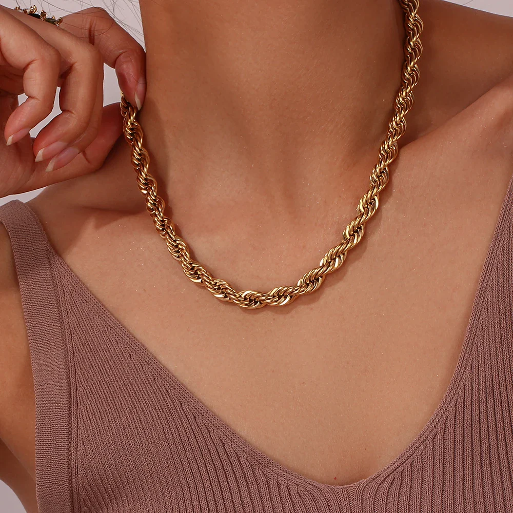 18k Thick 8mm Rope Bracelet and Necklace - Image 2