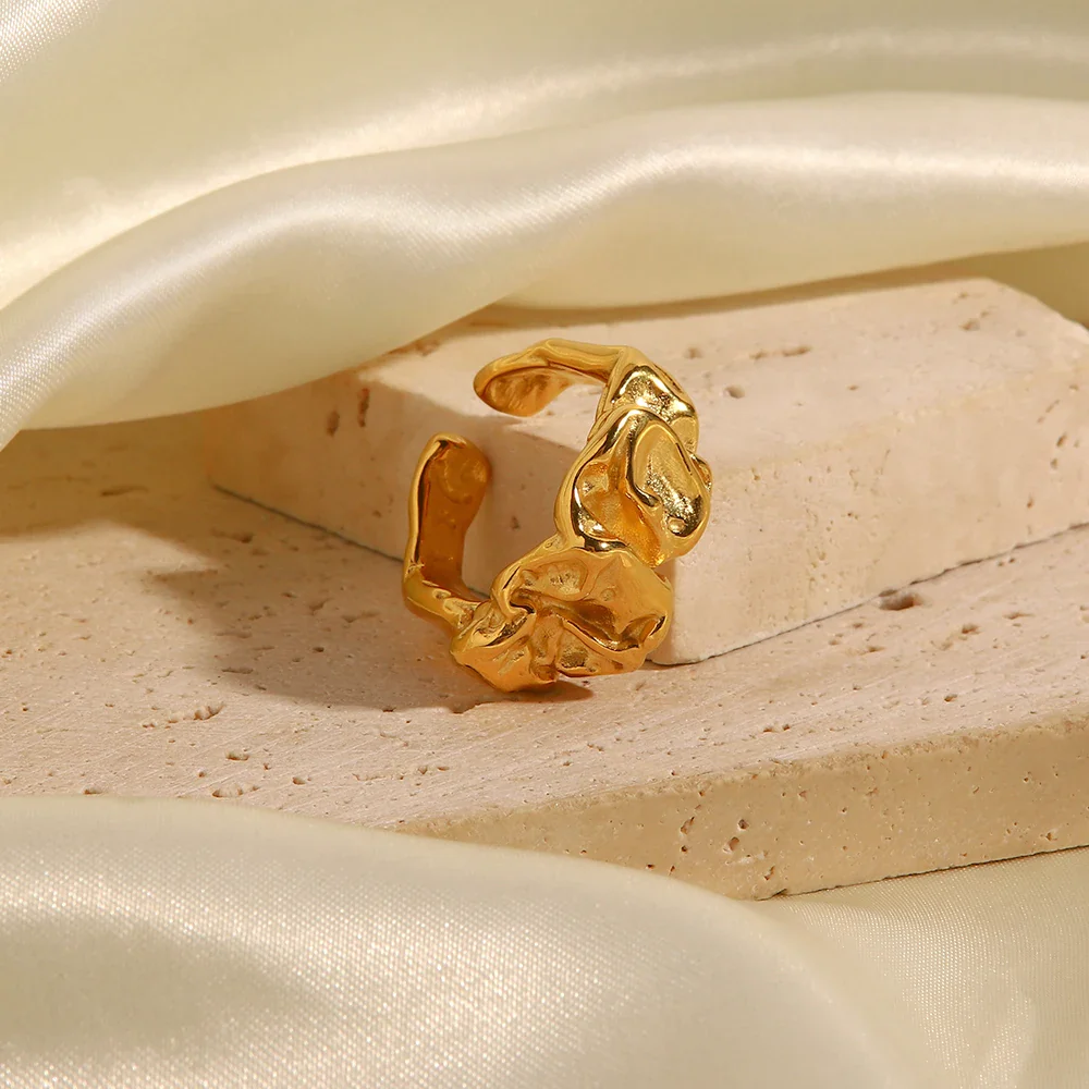 Adjustable Textured Lava Ring - Image 5