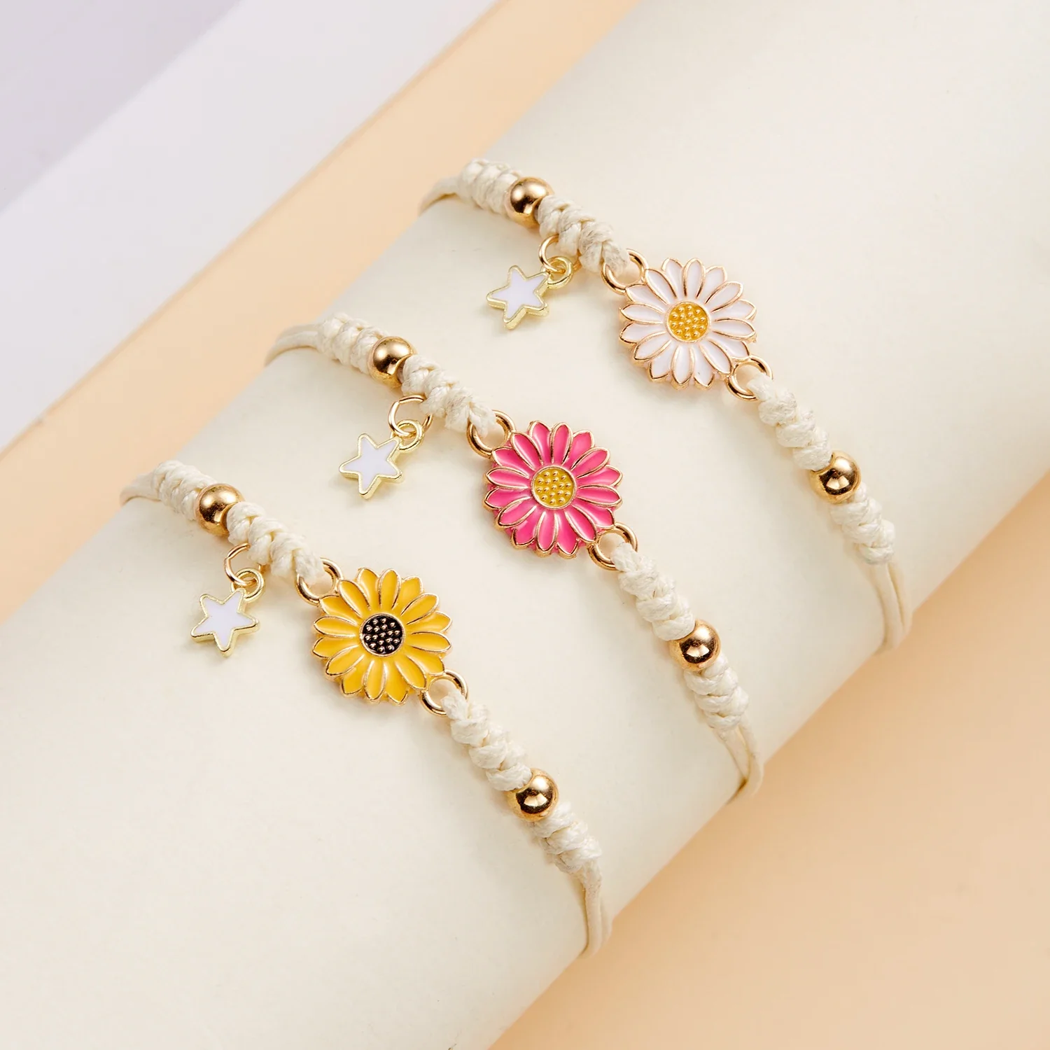 Braided Feminine Flower Star Bracelet - Image 3