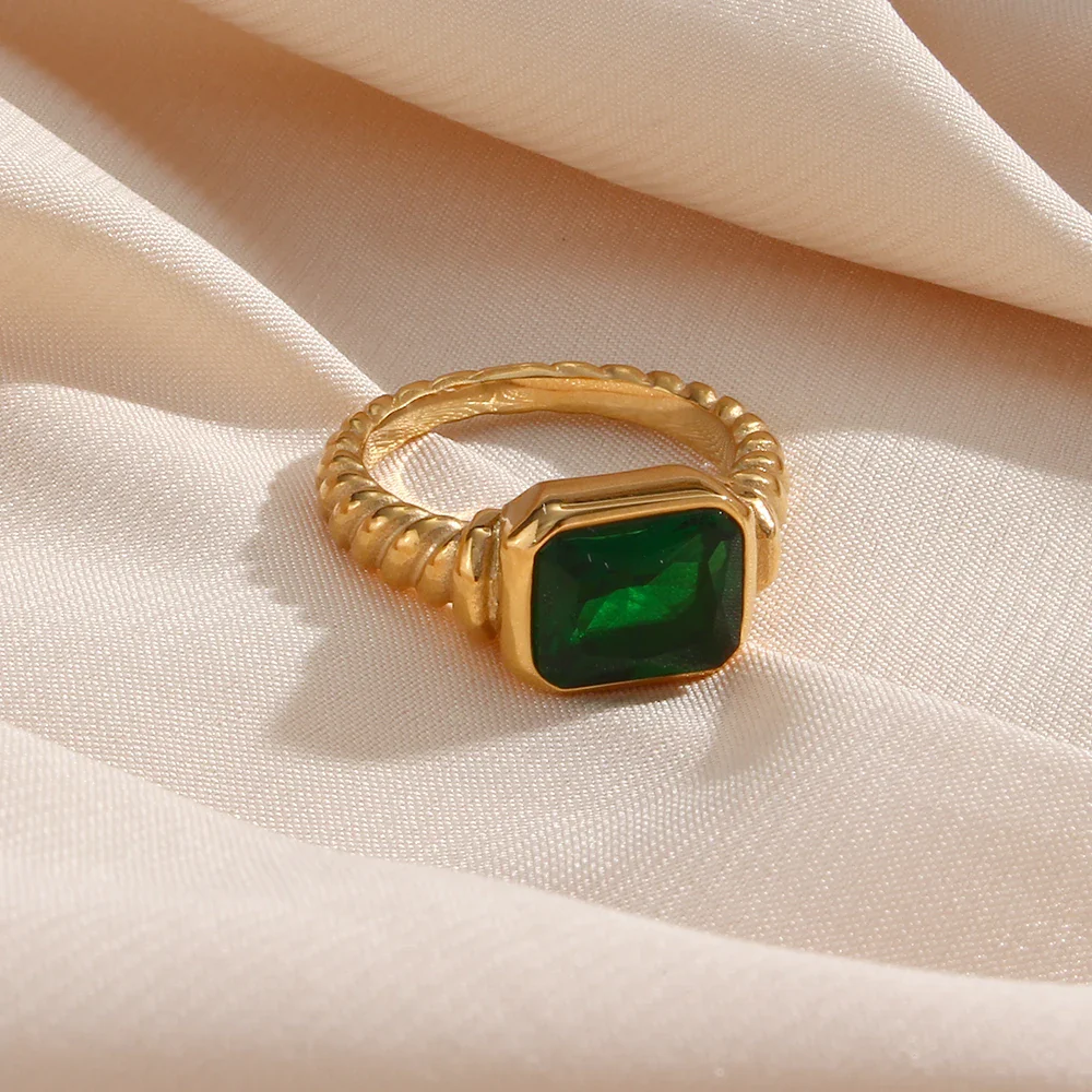 Chunky Cross Striped Baguette Diamond Ring - Image 9