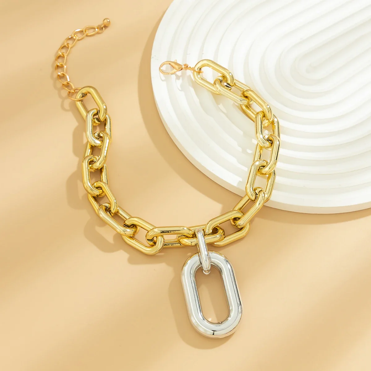 Chunky Two Tone Paperclip Bold Necklace - Image 12