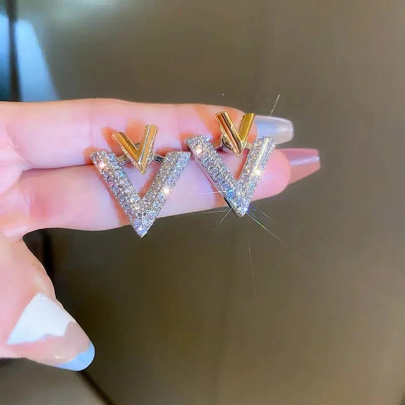 Classic Double V "Veinci" Earrings - Image 4