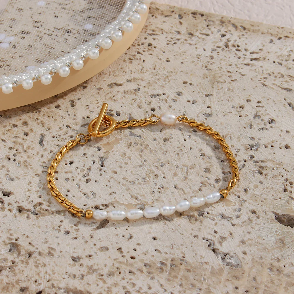Classic Twist Pearl Circle Lock Bracelet - Image 9