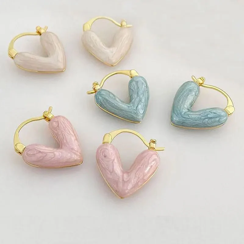Classy Enamel Heart Earrings - Image 9
