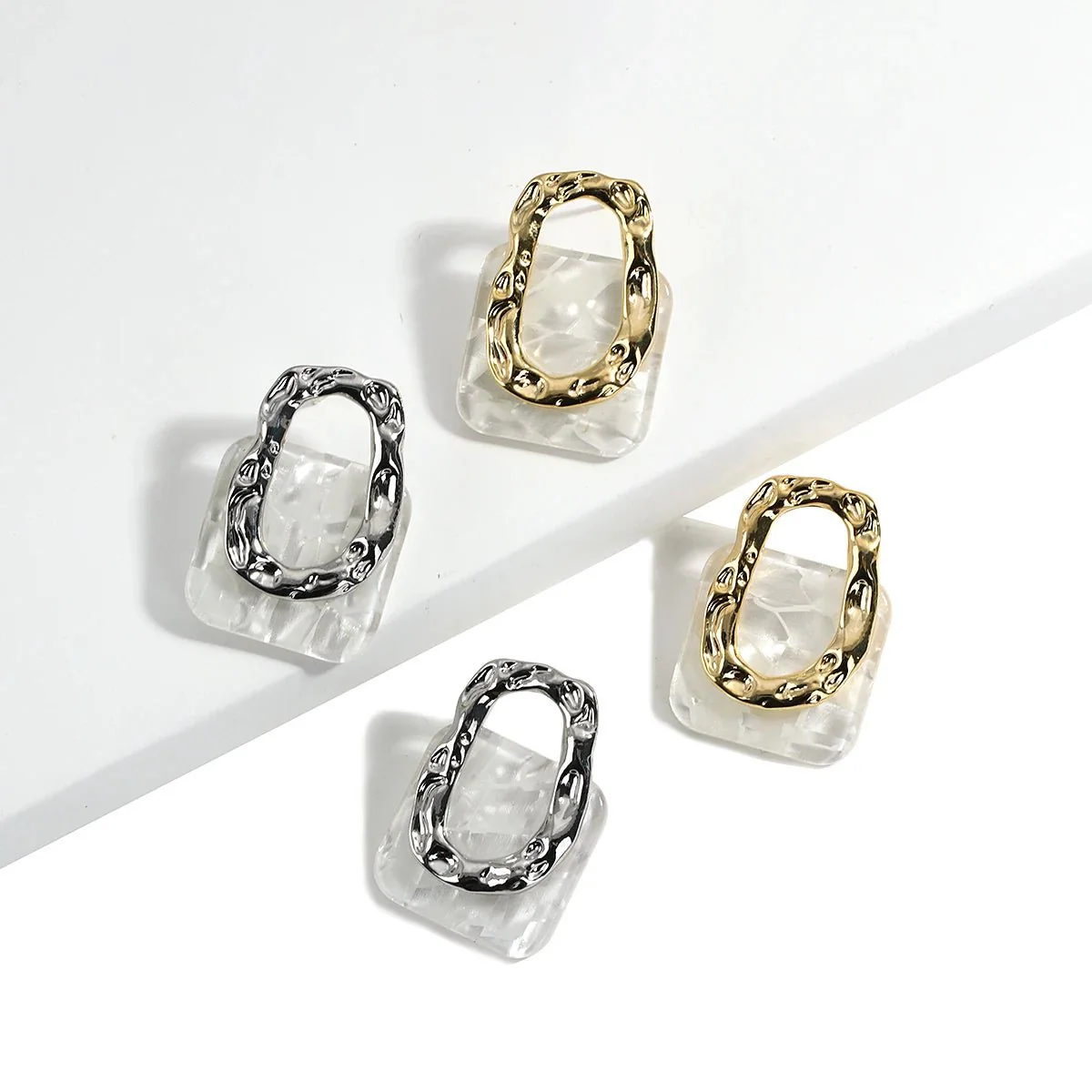 Classy Geometric Square Earrings - Image 3