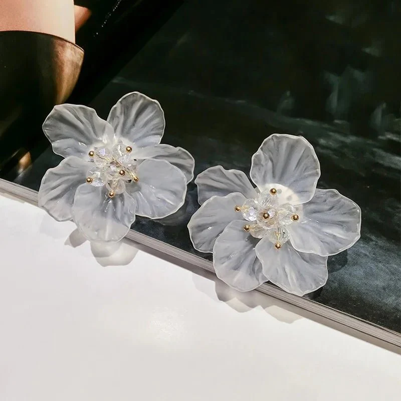 Classy Transparent Floral Hibiscus Earrings - Image 4