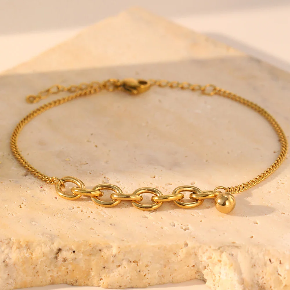 Dainty Curb & Bold Paperclip Chain Bracelet - Image 3