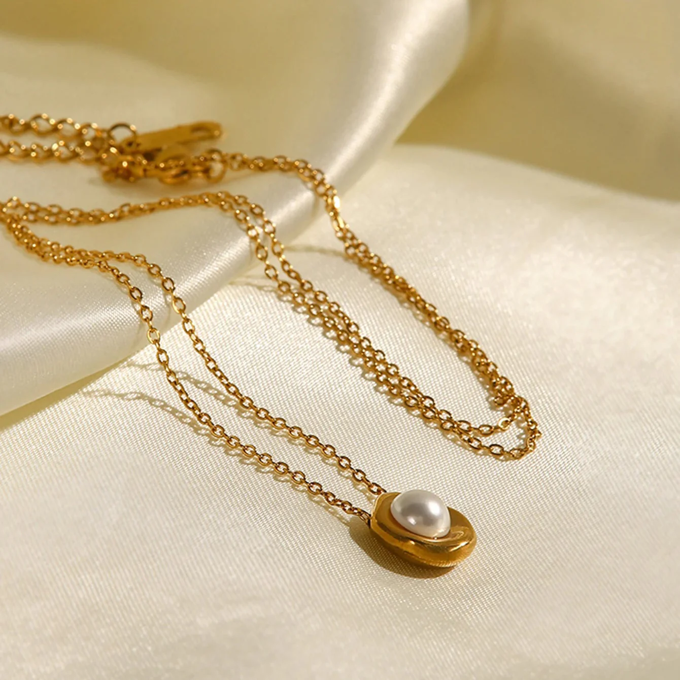 Dainty Gold Dripping Pearl Necklace - Image 4