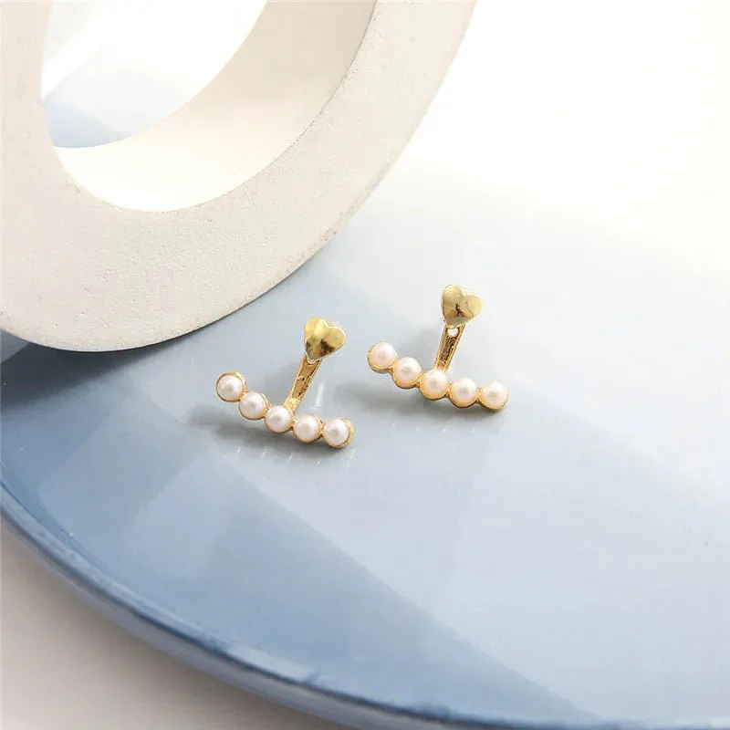 Dainty Heart Pearls Earrings - Image 3