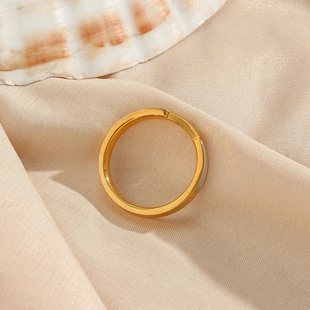 Dainty Shell Paved Dainty Diamond Ring - Image 4