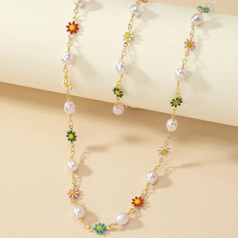 Dainty Spring Floral Pearls Bracelet and Necklace Set - Image 3