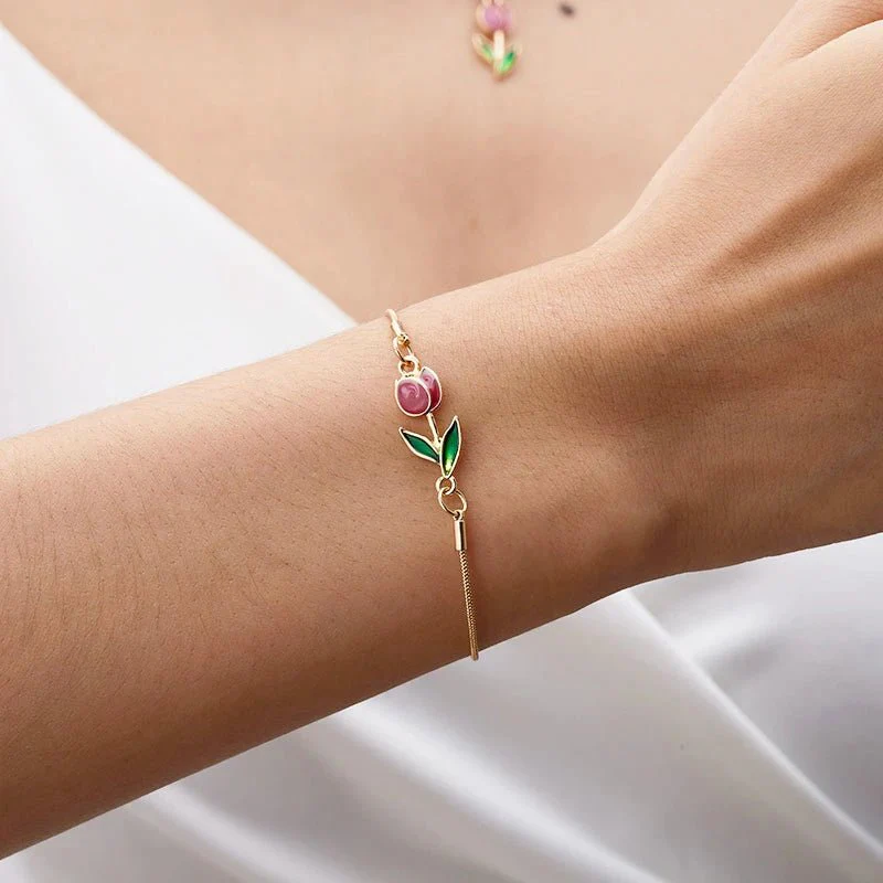 Feminine Floral Tulip Bracelet and Necklace Set - Image 2