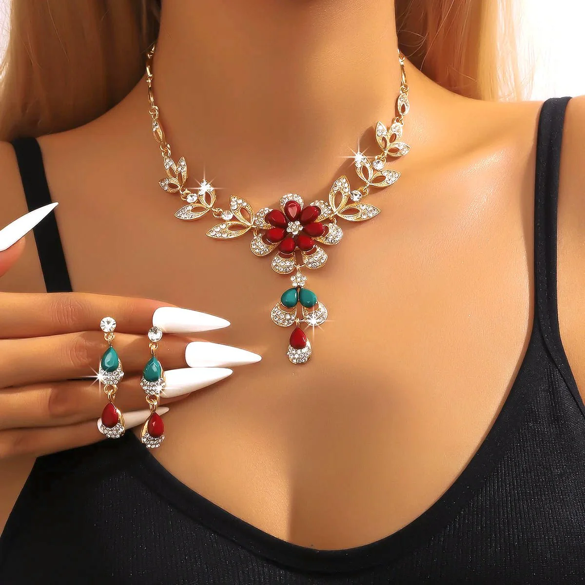 Floral Diamond Necklace and Earring Set - Image 13