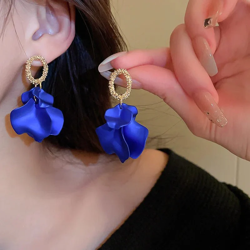 Floral Rose Petal Earrings - Image 2