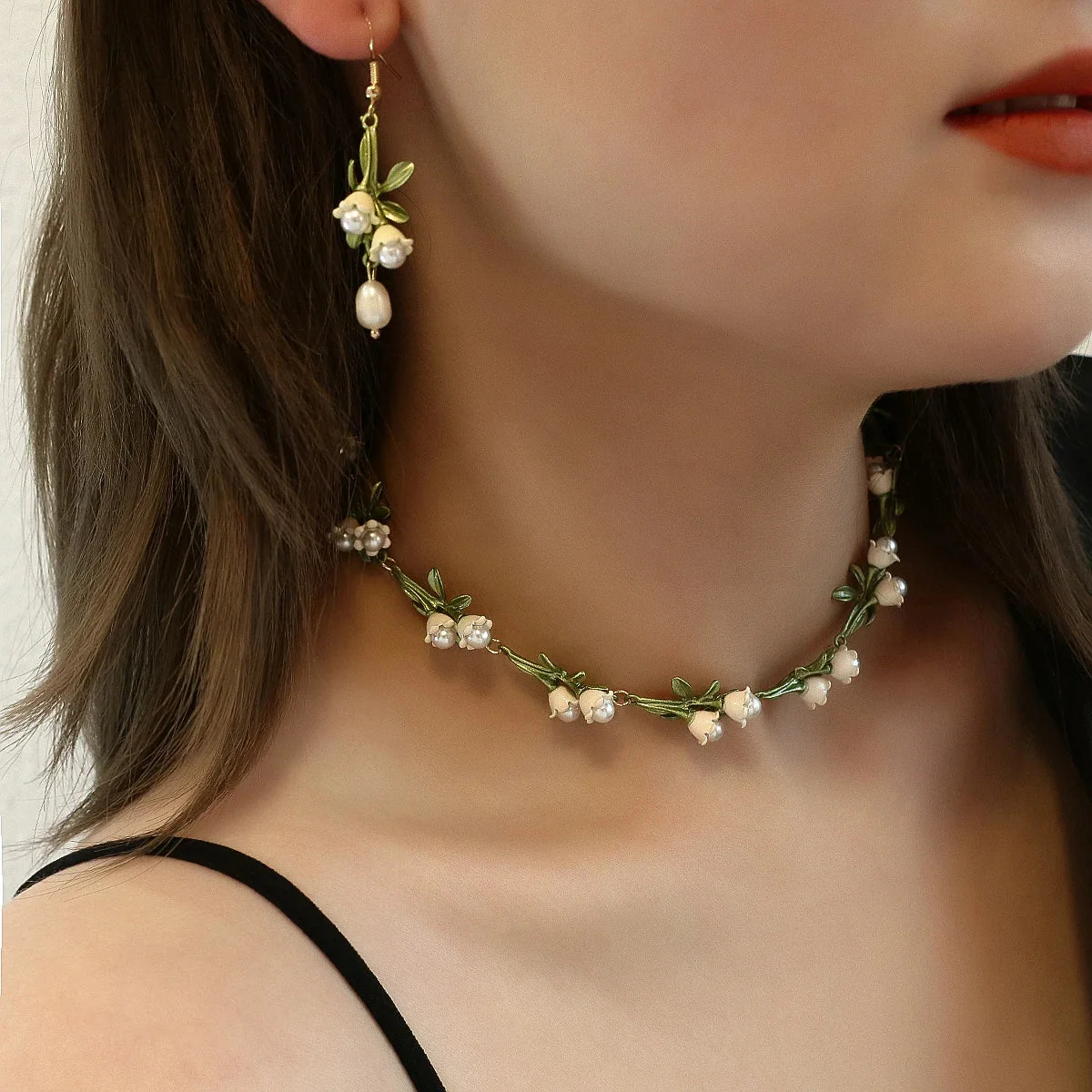 Lily of the Valley Pearl Choker Necklace, Bracelet, and Earrings Set - Image 3