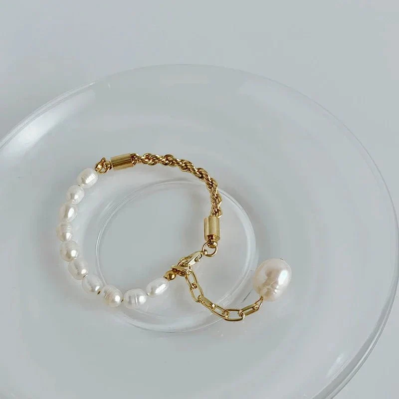 Rope Chain Pearl Contrast Bracelet and Necklace - Image 6