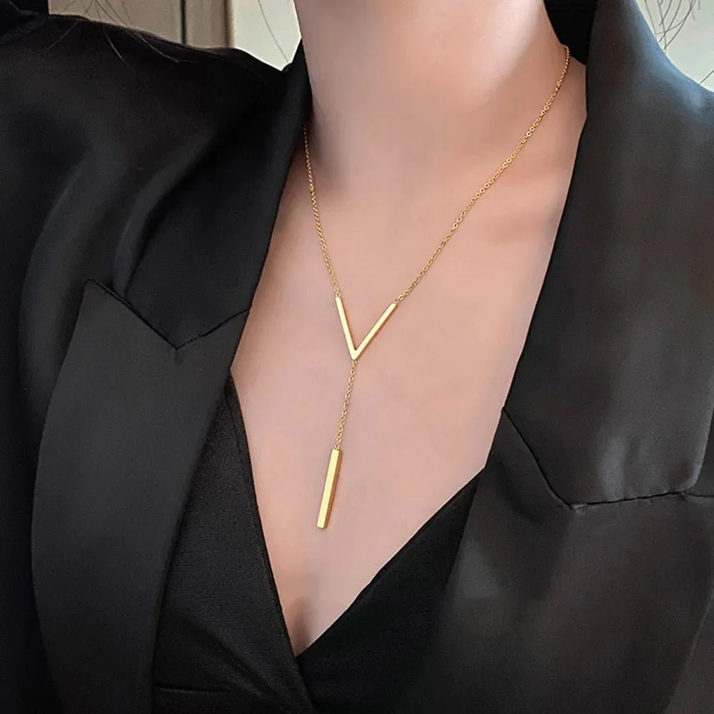 V Drop Lariat Necklace - Image 5