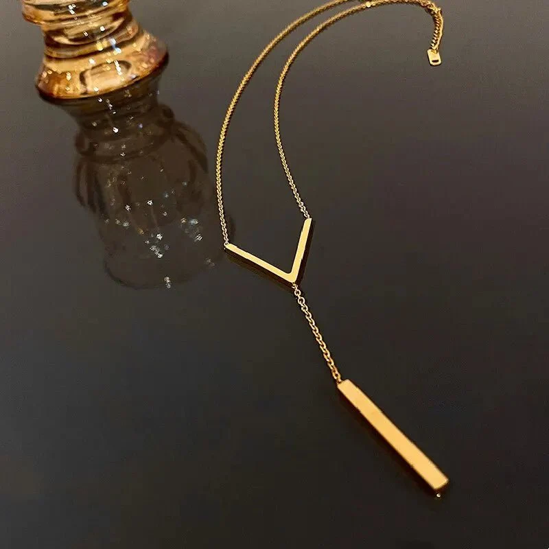 V Drop Lariat Necklace - Image 8